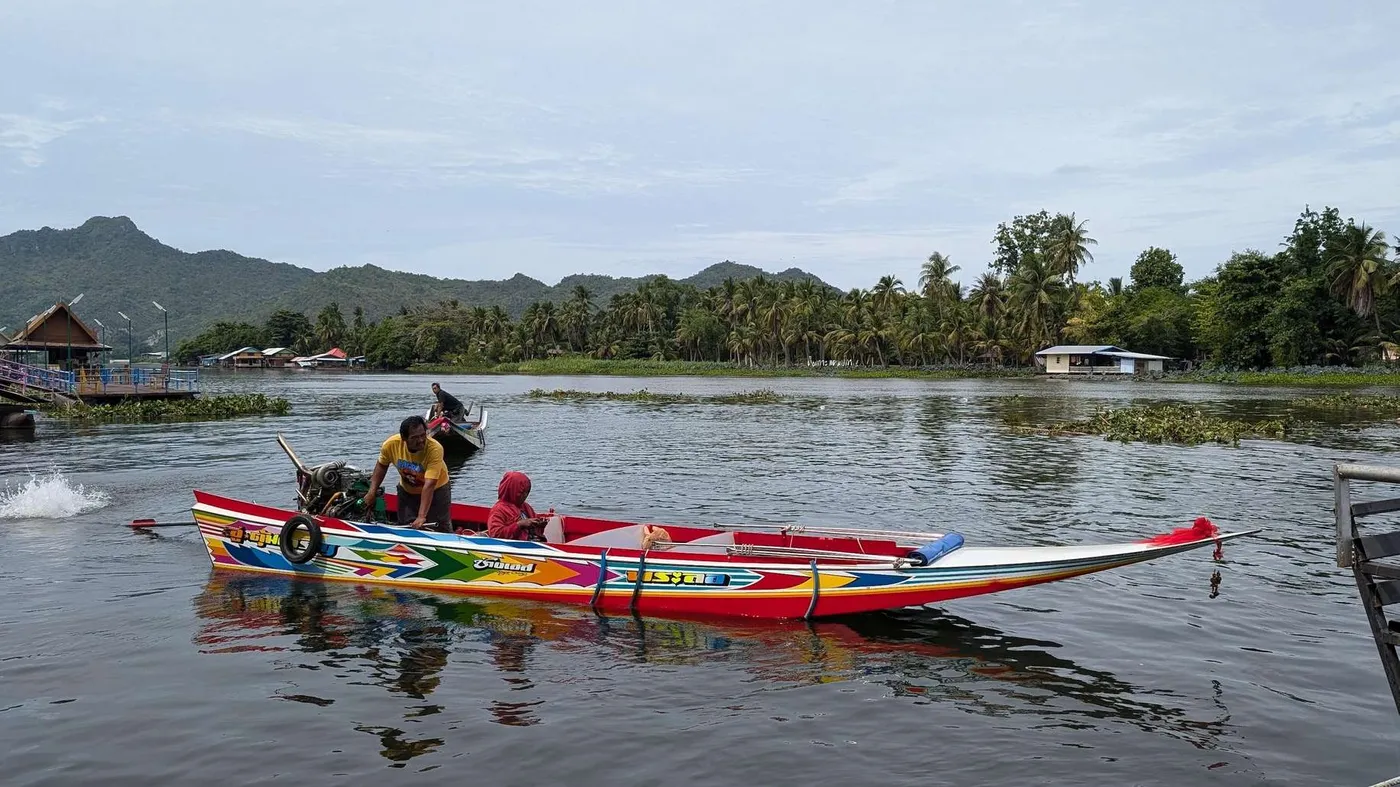 Kanchanaburi: River Kwai Scenic Private Cruise, Kanchanaburi
