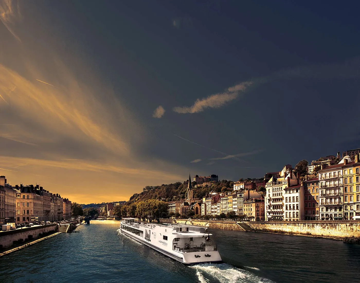 Lyon: Romantic Dinner Cruise Voyage, Lyon