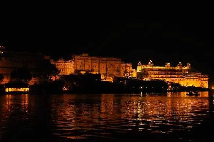 Visit Ambrai Ghat, Udaipur