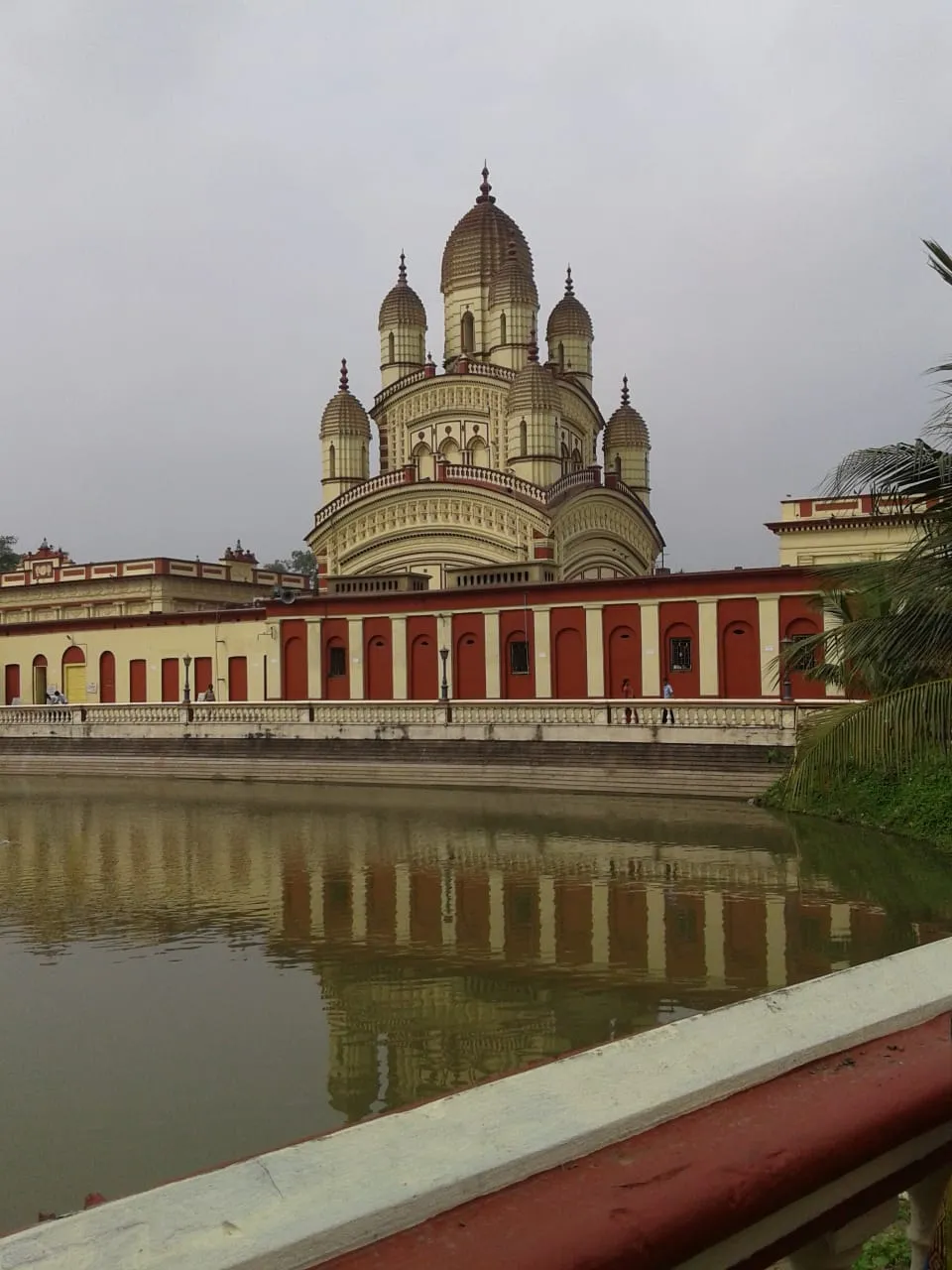Check out Dakshineswar Kali Temple, Kolkata