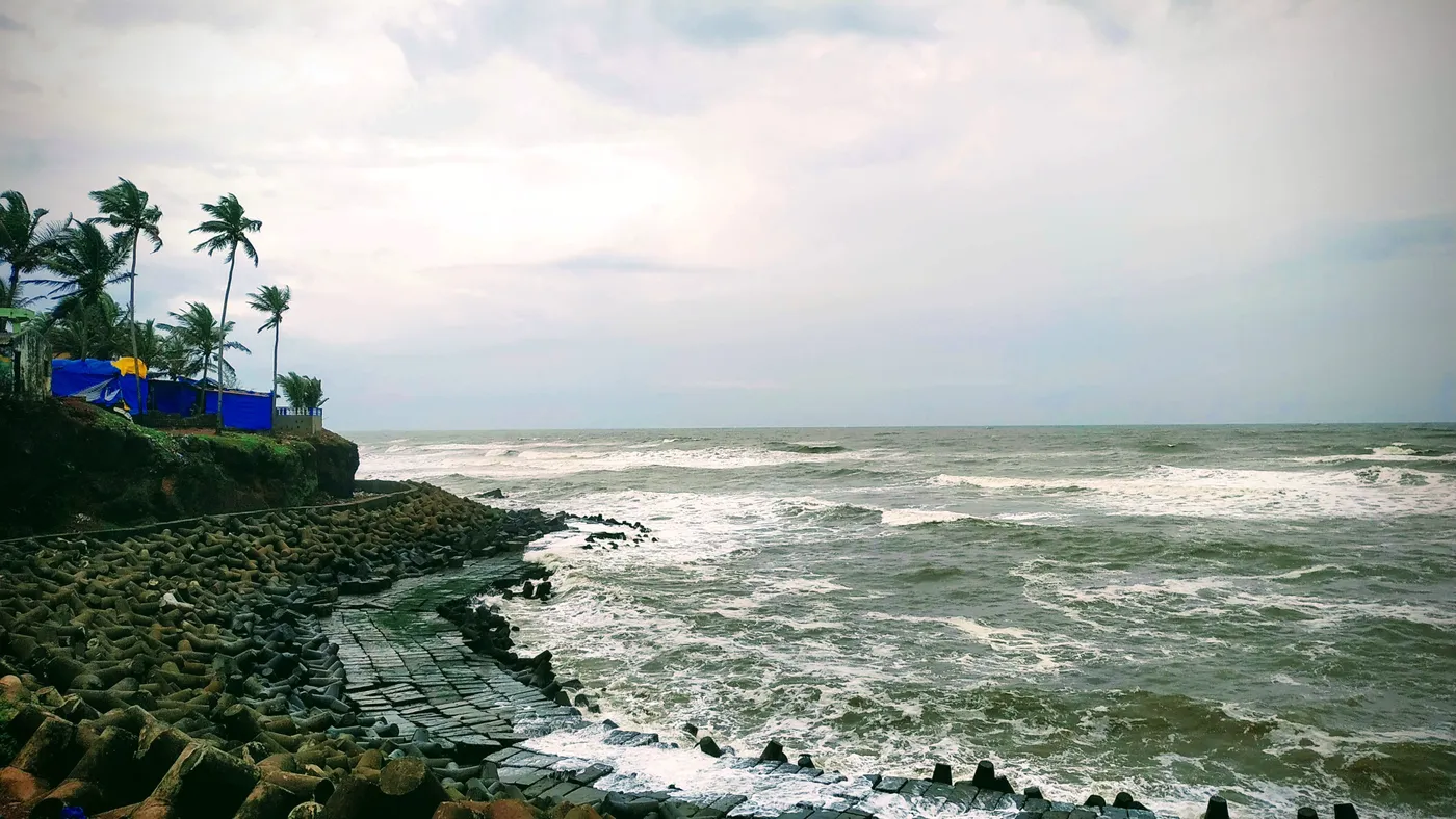 Visit Anjuna Beach, North Goa