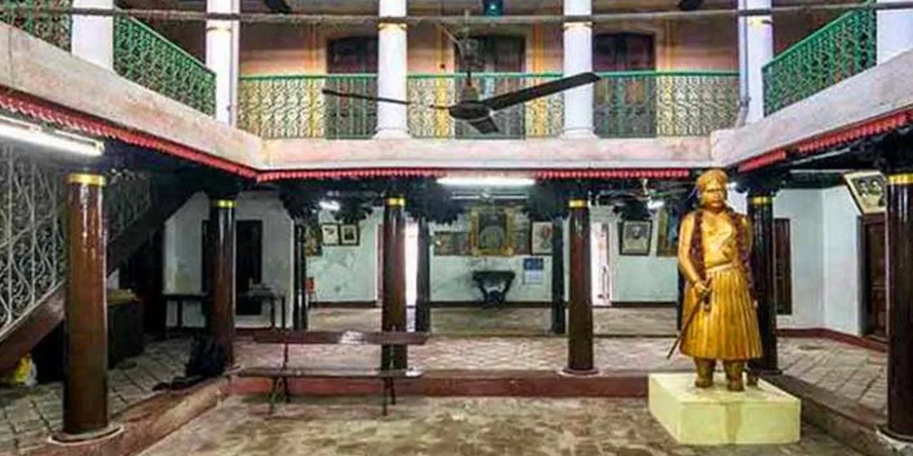 Visit Ananda Ranga Pillai House, Pondicherry