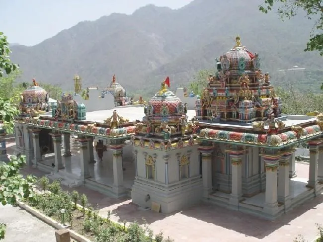 Omkarananda Ashram, Rishikesh