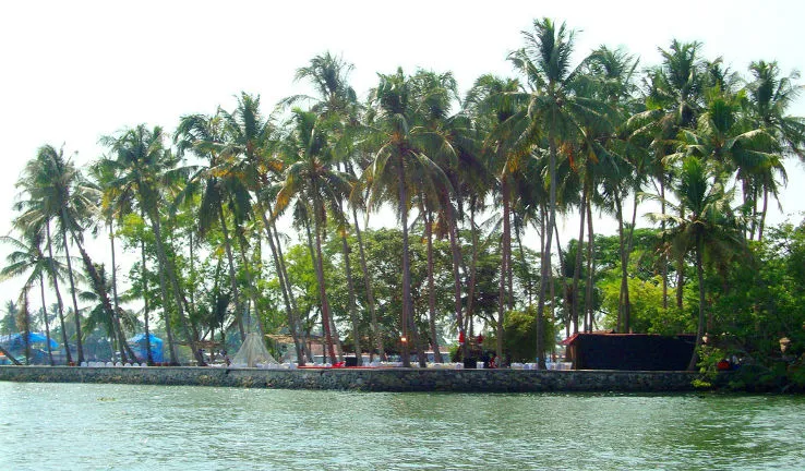 Gundu Island, Kochi