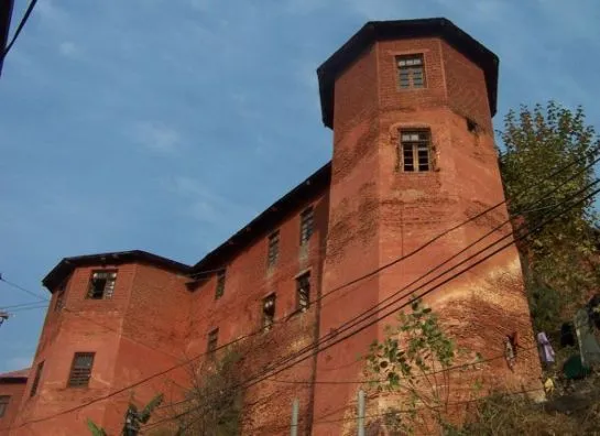 Explore Rang Mahal, Dalhousie