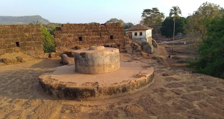 Visit Cabo de Rama Fort, South Goa