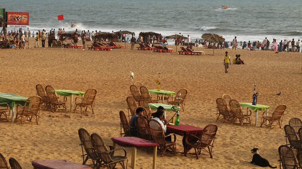 Visit Calangute Beach, North Goa