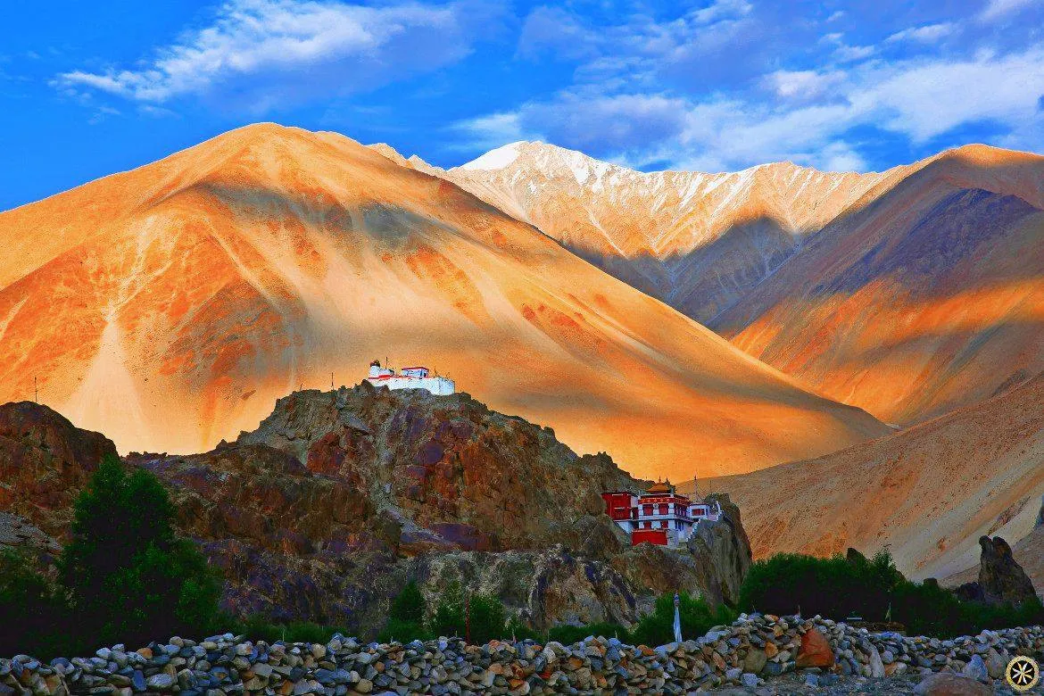 Tangtse Gompa, Pangong Tso