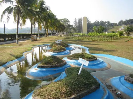 Visit Marina Park and Aquarium, Havelock