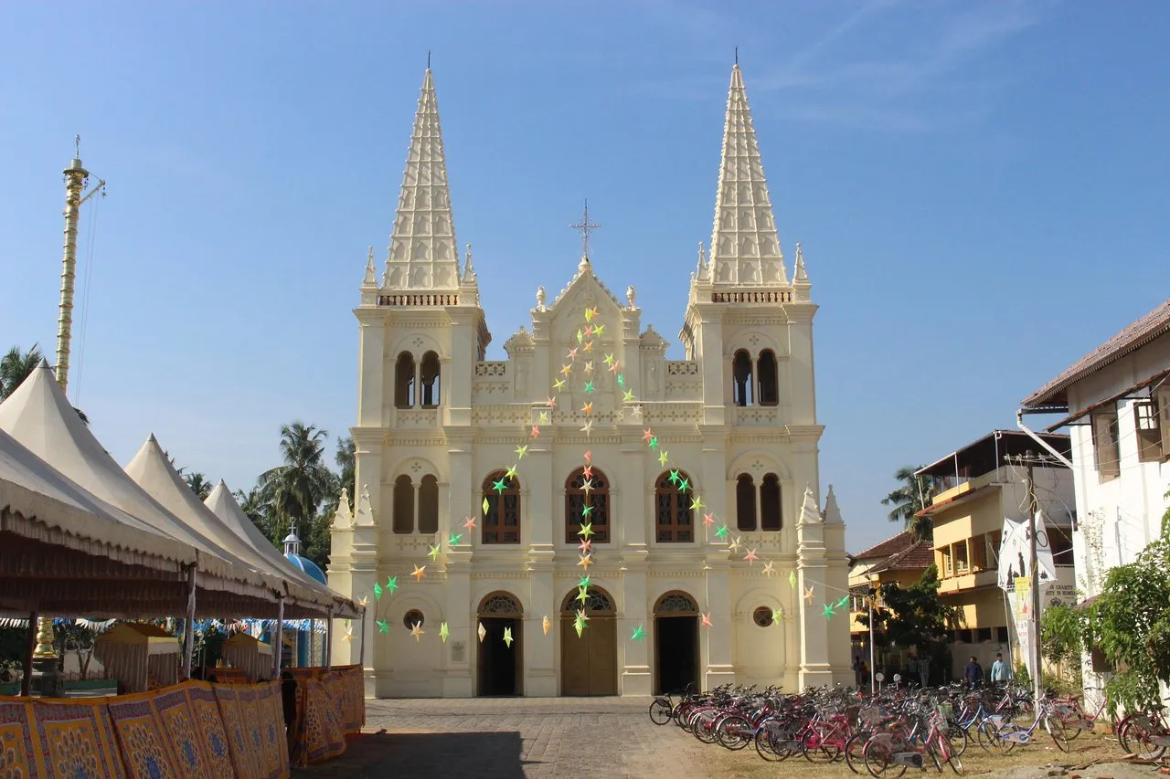Santa Cruz Cathedral Basilica, Kochi