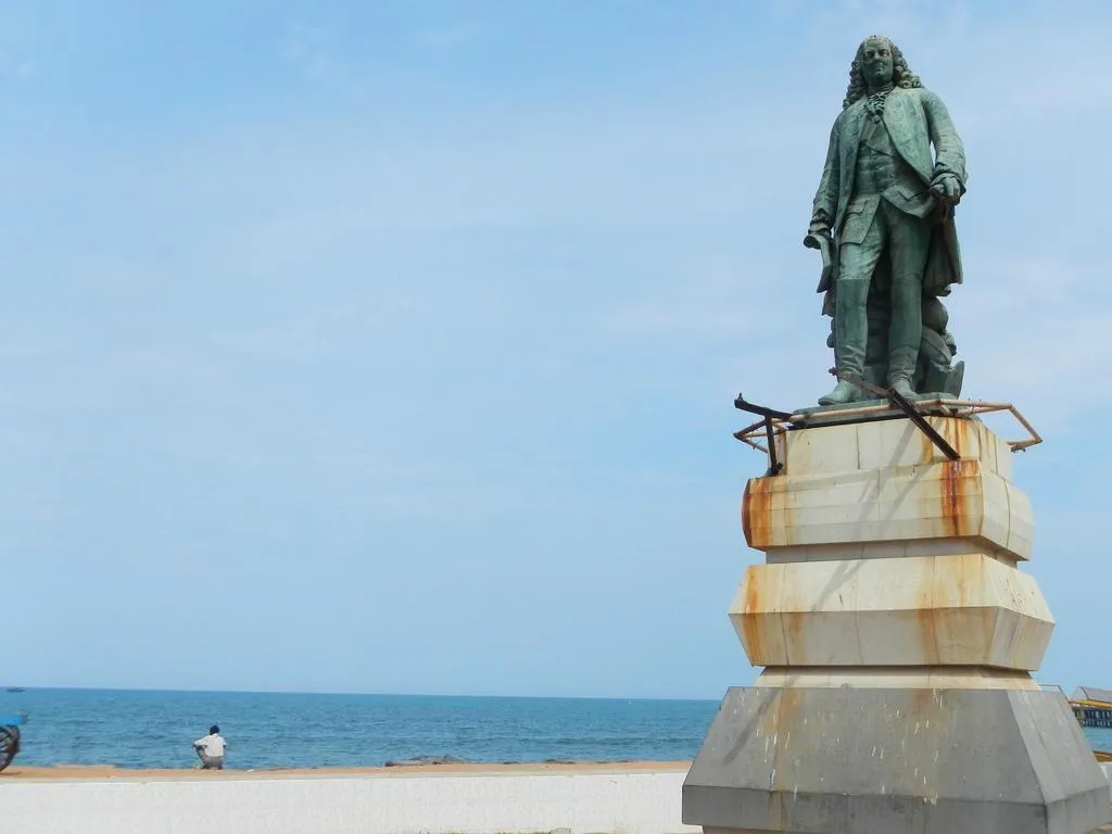 Statue of Marquis Dupleix, Pondicherry