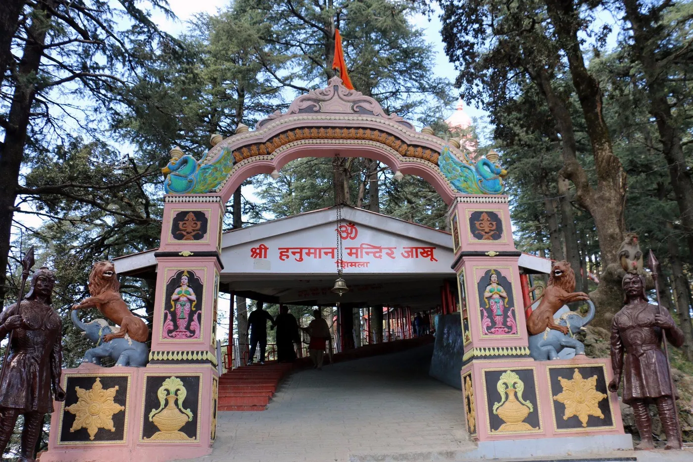 Check out Jakhu Temple, Shimla