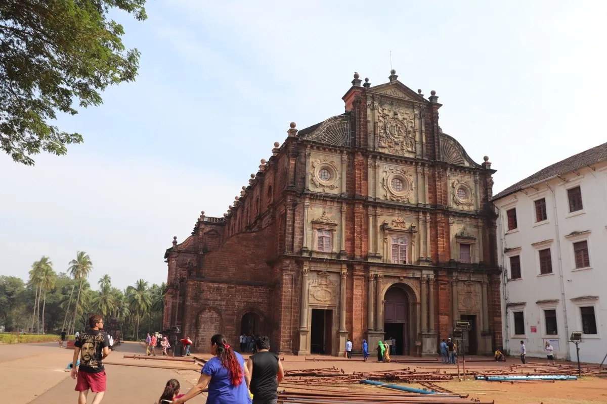 Visit Tomb of St. Francis Xavier, Panjim