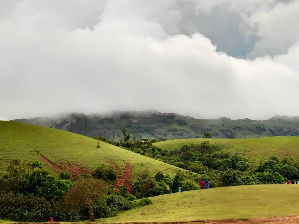 Barren Hills, Vagamon