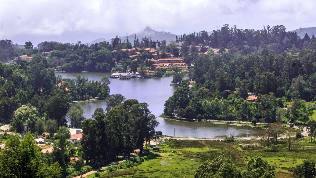 Check out Lake View Point, Kodaikanal