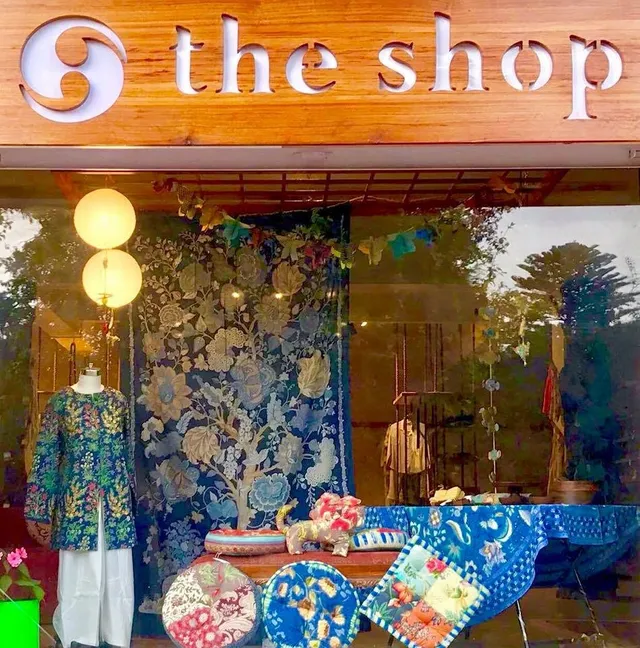 Gift & Specialty Shops