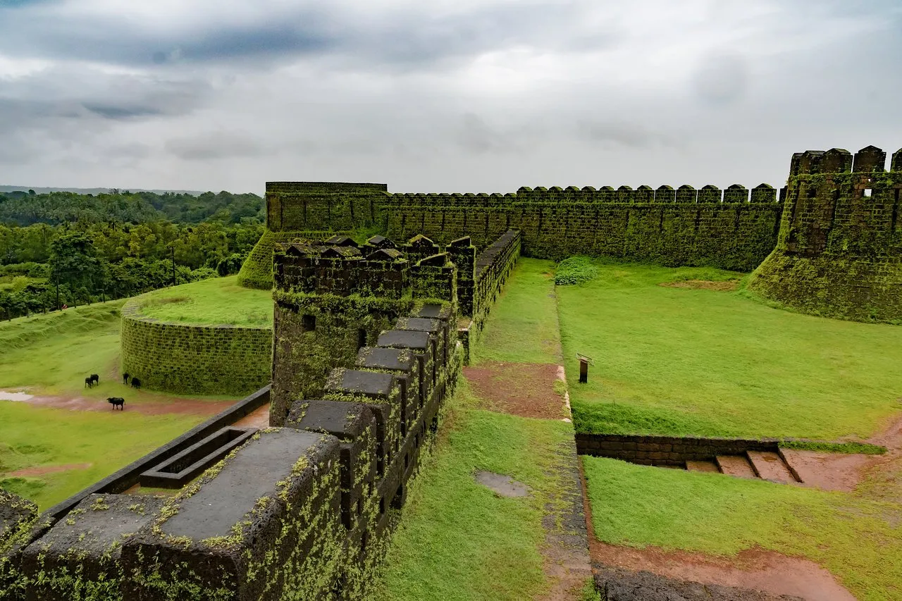 Visit Mirjan Fort, Gokarna