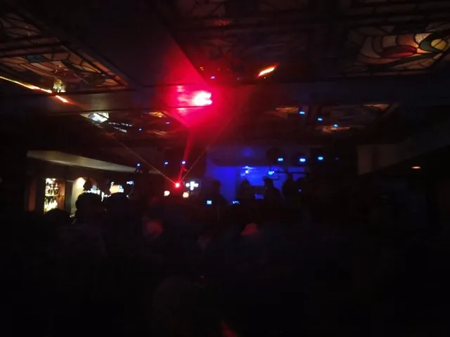 Bars & Clubs