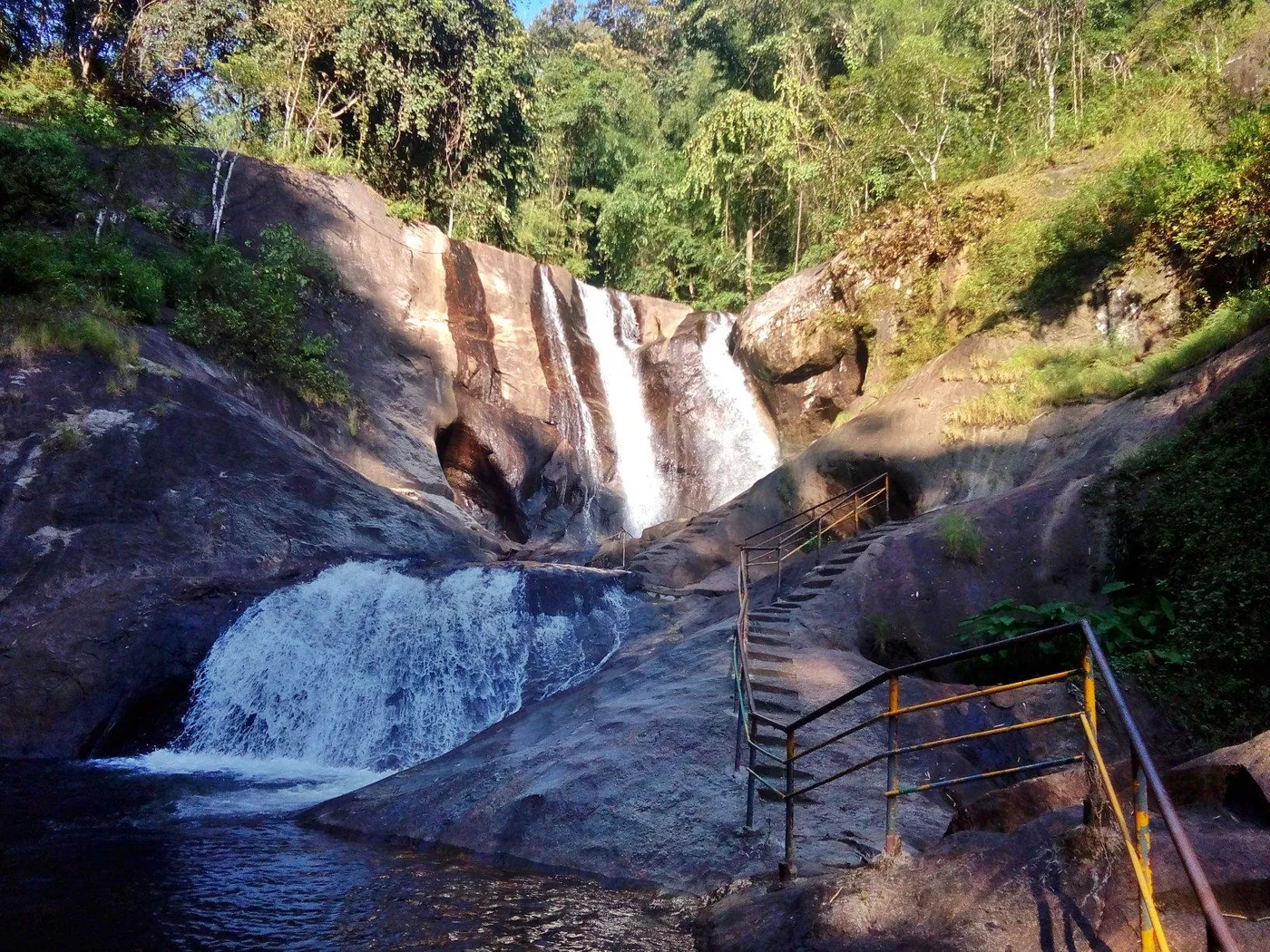 Kumbhavurutty Waterfalls, Kollam