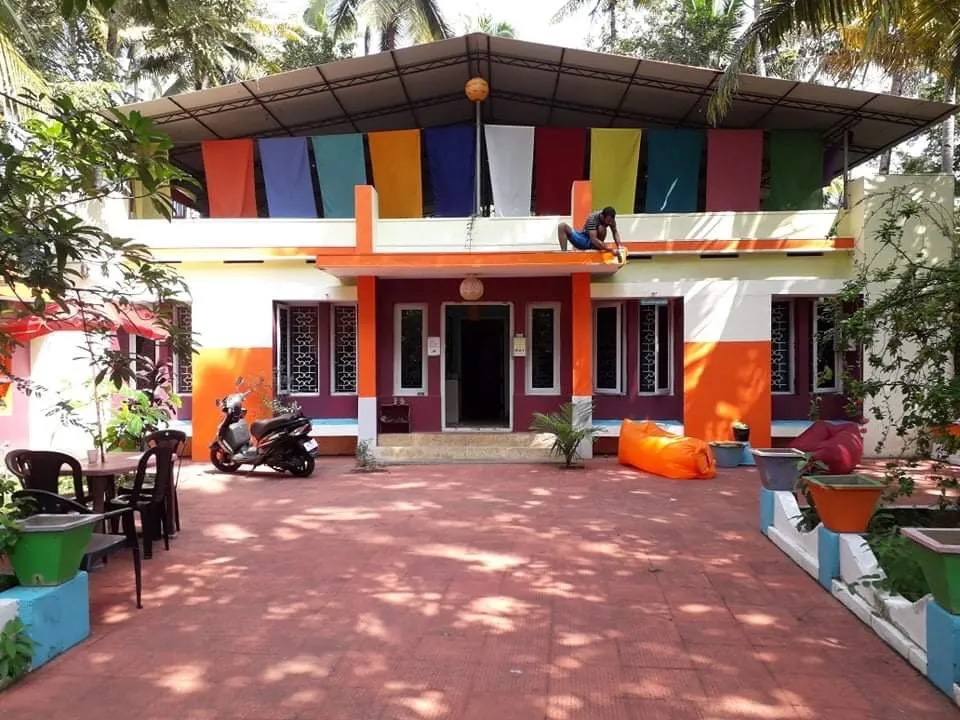 Explore Varkala Black Beach, Trivandrum