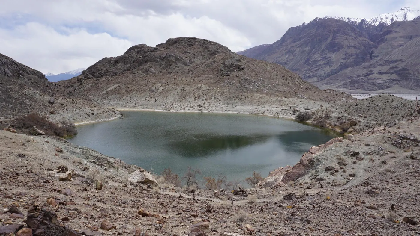 Visit Yarab Tso Lake, Leh