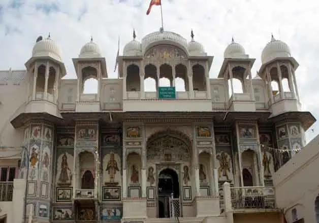 Raghunathjee Temple, Kullu