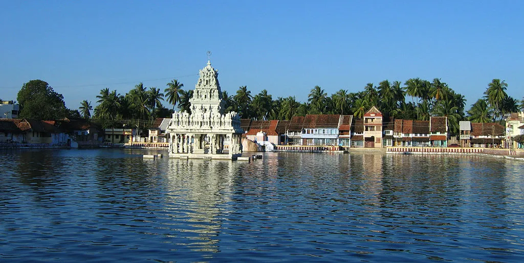 Explore Thanumalayan temple - Sthanumalayan Kovil, Kanniyakumari