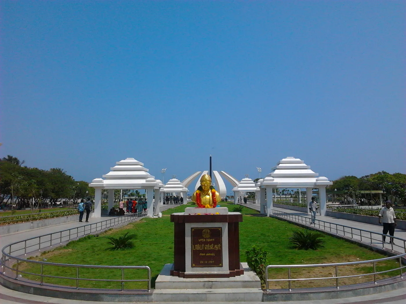 MGR Memorial, Chennai