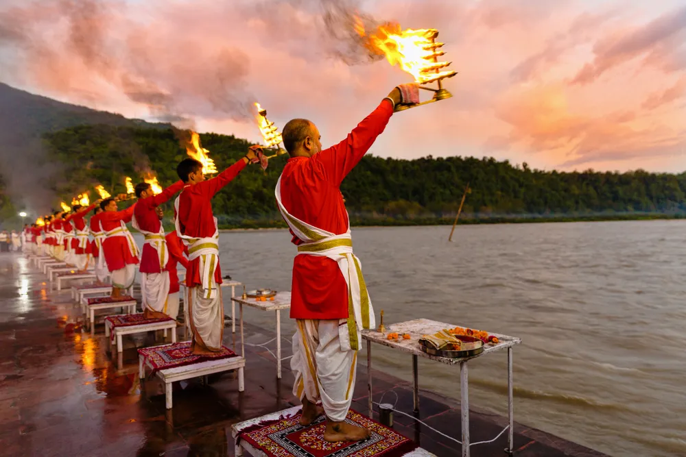 Explore Triveni Ghat, Rishikesh