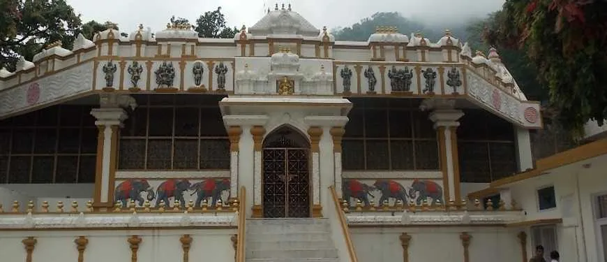 Check out Sivananda Ashram, Rishikesh
