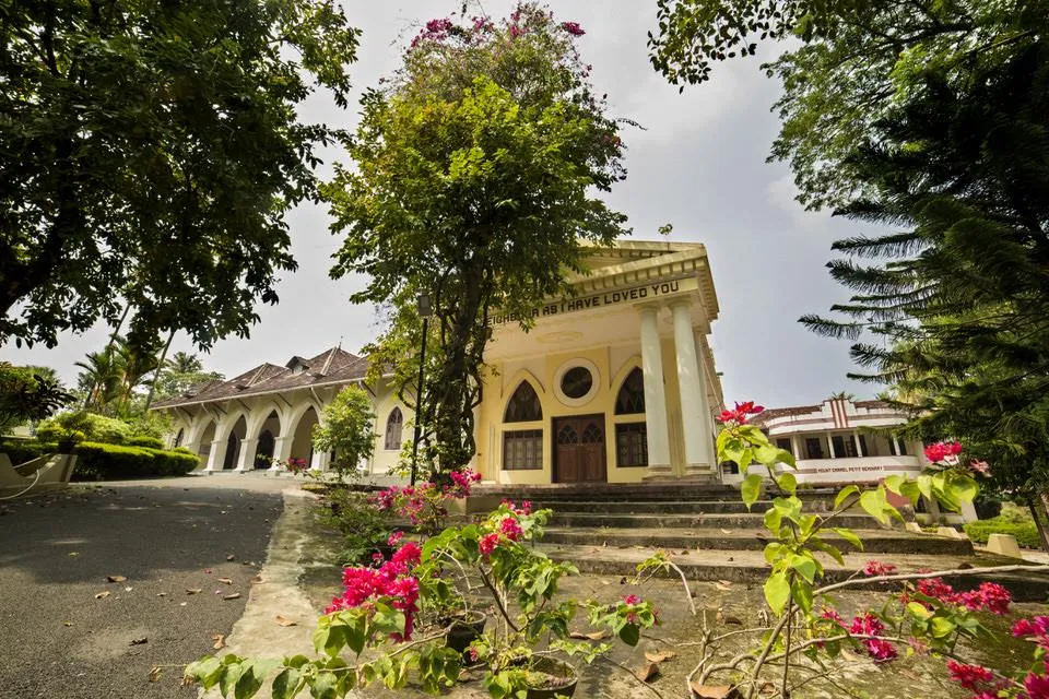 Explore Bishop’s House, Kochi
