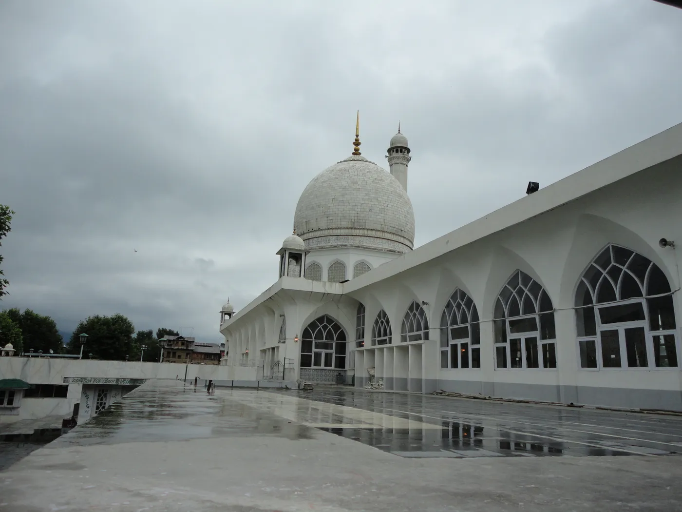 Hazratbal shrine, Srinagar