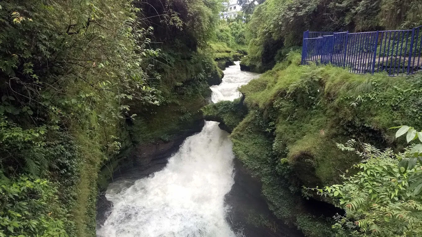 Devi's Falls, Pokhara