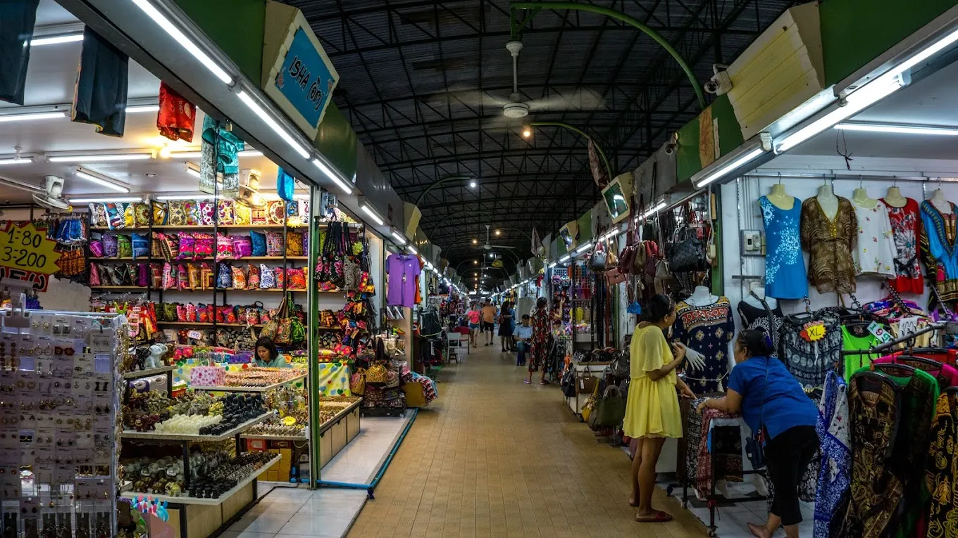 Visit Pattaya Night Bazaar, Pattaya