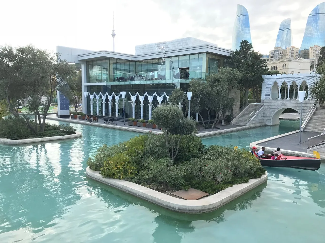 Little Venice, Baku