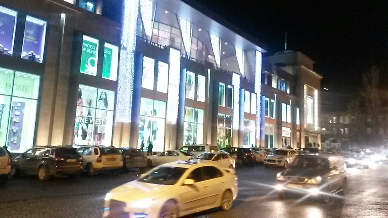 28 Mall, Baku