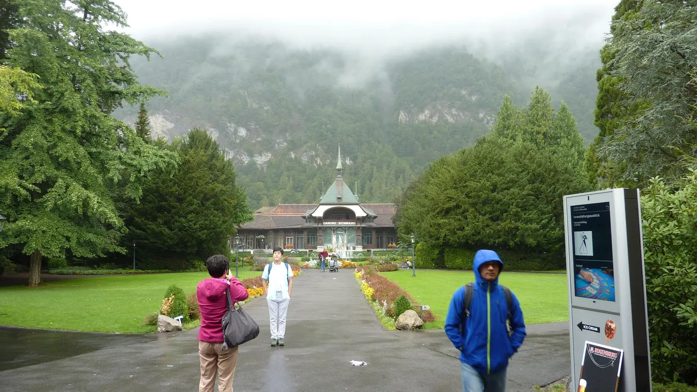 Check out Performances, Interlaken