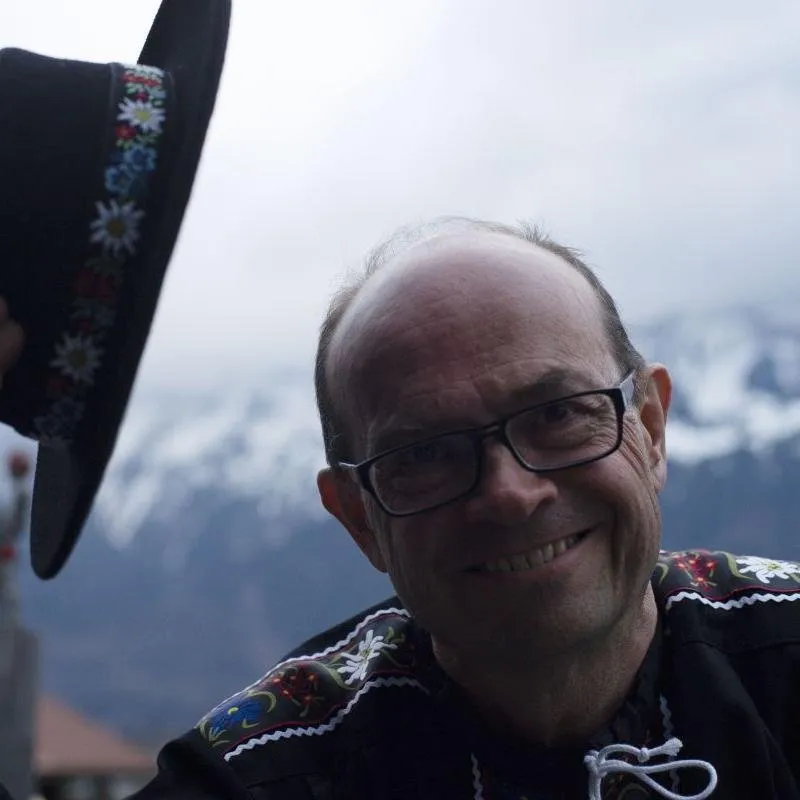 Explore Paint & Pottery Studios, Interlaken