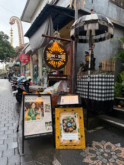 Sun Sun Warung, Ubud