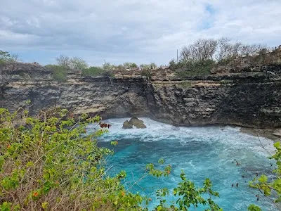 Explore Broken Beach, Nusa Penida