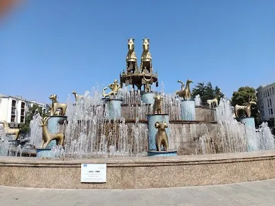 Kutaisi: Golden Legacy Fountain & Art, Kutaisi