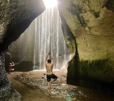 Tukad Cepung Waterfall, Kuta