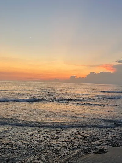 Explore Echo Beach, Canggu, Canggu