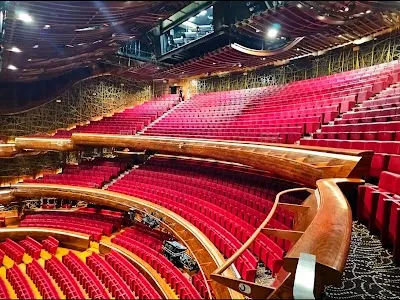 Visit Dubai Opera, Dubai