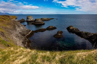Arnarstapi Cliff Viewpoint, Stykkishólmur