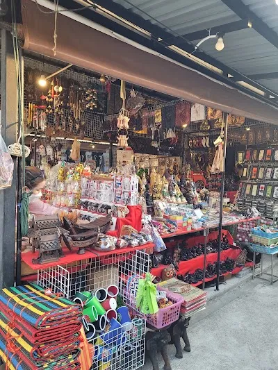 Explore Jomtien Night Market, Pattaya