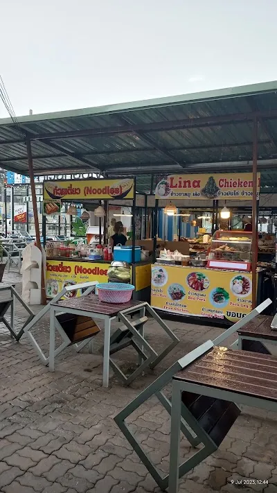 Buakhao Market Street Food, Pattaya