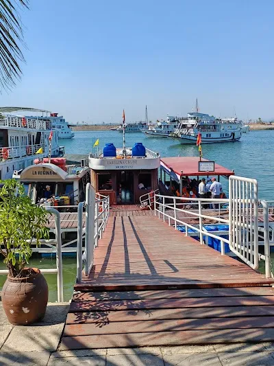 La Regina Legend Cruise, Ha Long Bay