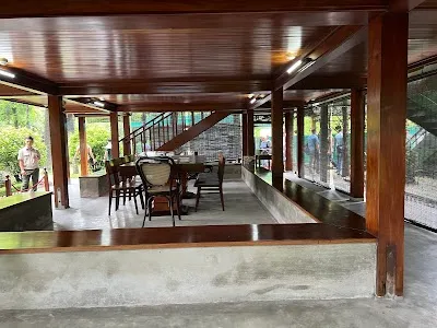 Hanoi: Ho Chi Minh’s Heritage Stilt House, Hanoi