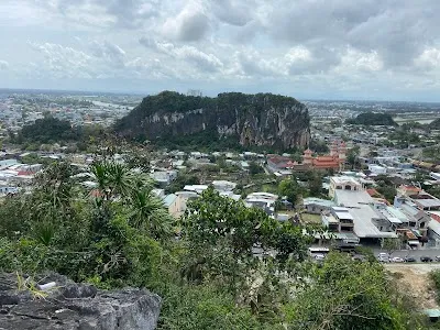 Da Nang: Summit of Serenity & Artful Wonders, Da Nang